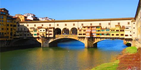 Ponte Vecchio: Rakkauden silta ja aarreaitan historiallinen valokeila!